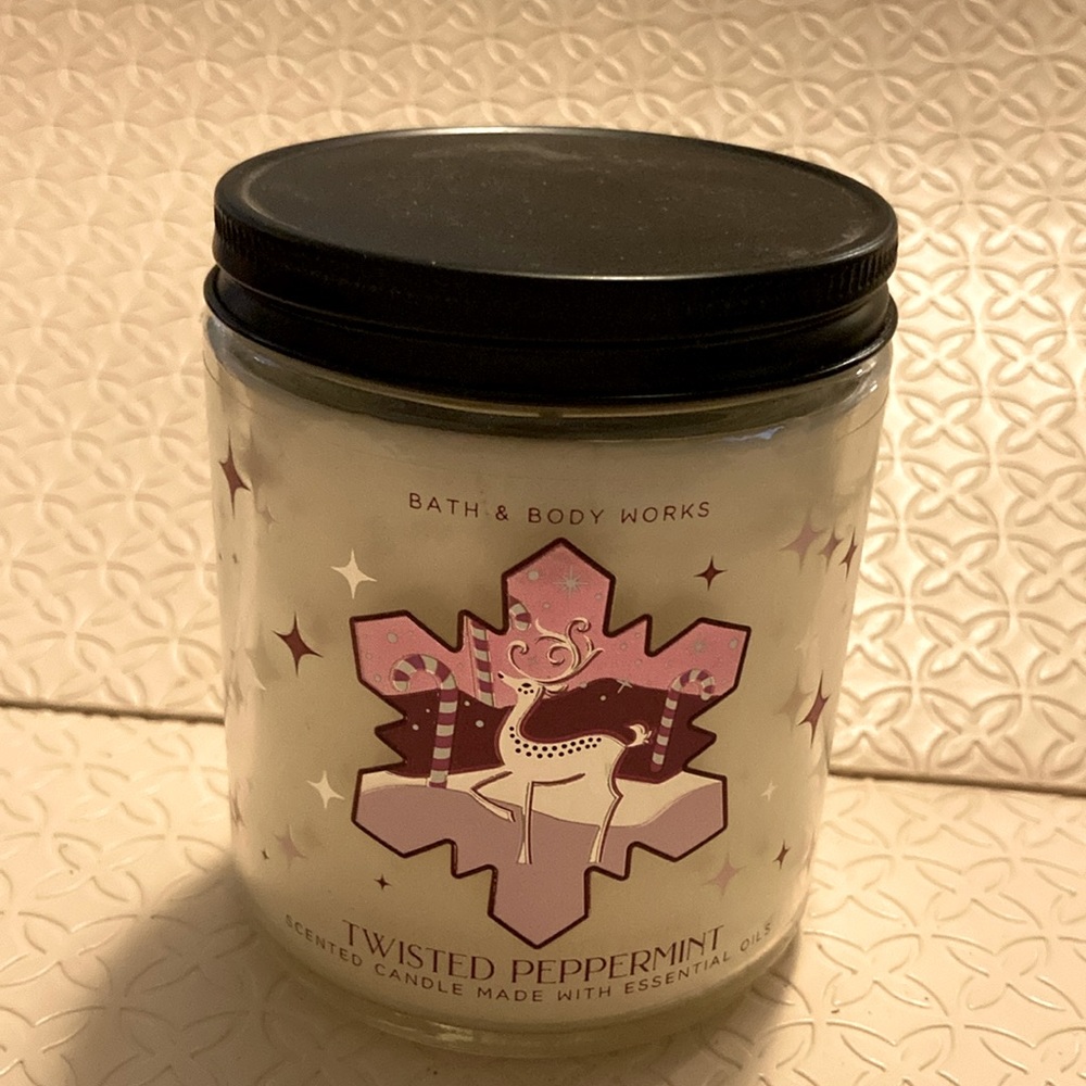 Bath & Body Works Seasonal Candle